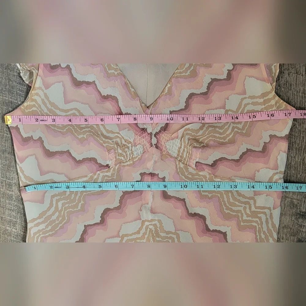 Y2K Vintage 100% Silk Babydoll Blouse Women's 8 Pink Tan Wavy Print Flutter Slee